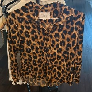 Tuckernuck The Shirt by Rochelle Behrens Leopard Signature Shirt Size Small